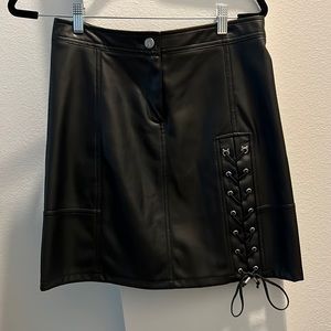 Karl lagerfeld pleather skirt size 4